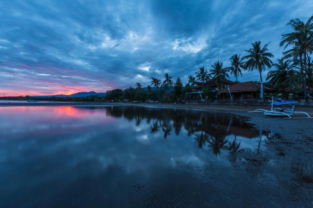 New Adirama Beach Hotel Lovina  Exterior photo